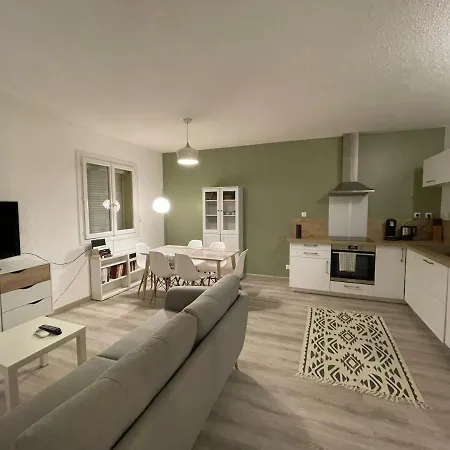 , Avec Jardinet Appartement
